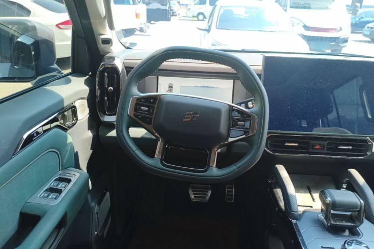 Used JETOUR Traveler 2023 2.0T All-Wheel-Drive CrossPRO Steering Wheel
