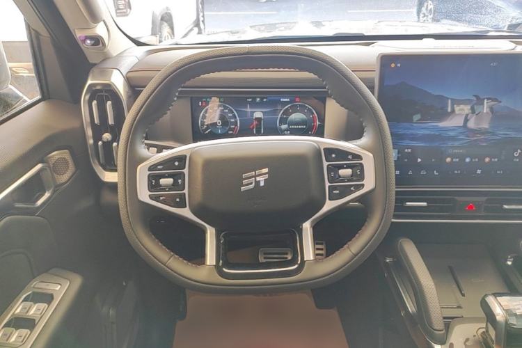 Used JETOUR Traveler 2023 2.0T Four-Wheel Drive Conqueror Steering Wheel