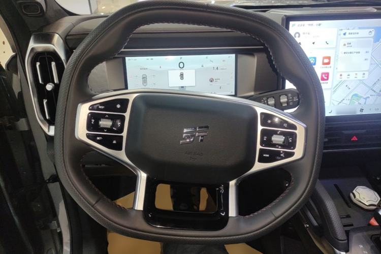 Used JETOUR Traveler 2023 2.0T All-Wheel Drive Conquer PRO Steering Wheel