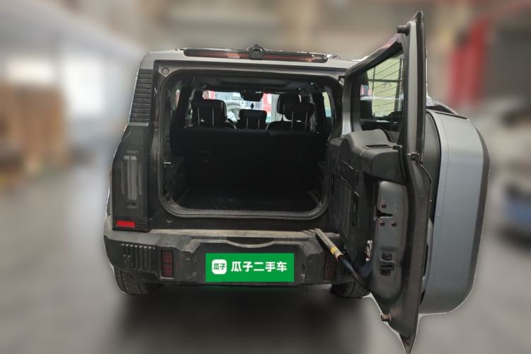 Used JETOUR Traveler 2023 2.0T All-Wheel Drive CrossPRO+ Trunk