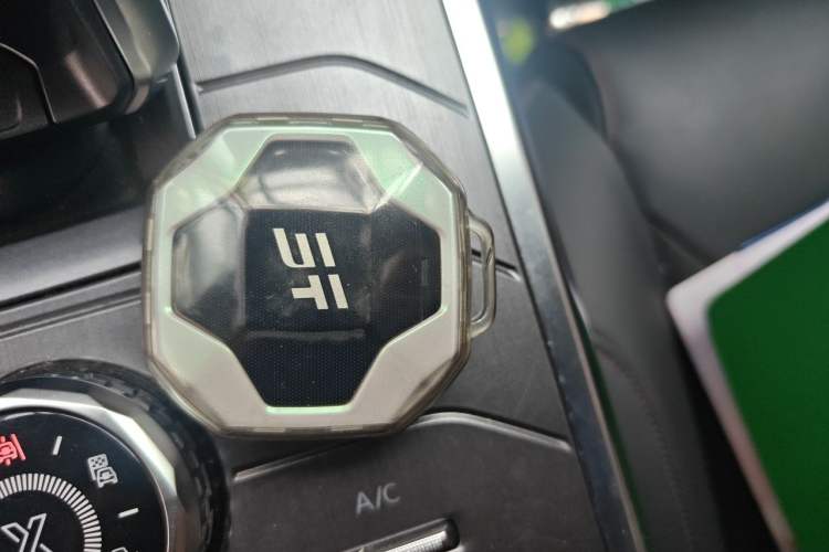 Used JETOUR Traveler 2023 2.0T All-Wheel-Drive CrossPRO Vehicle Key