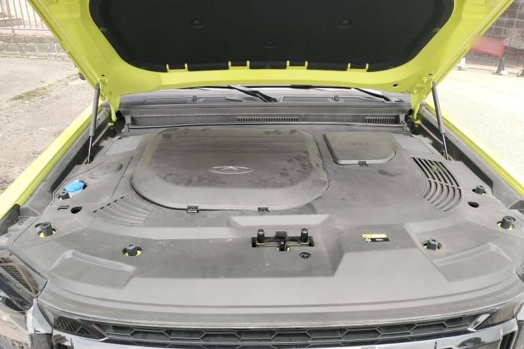 Used JETOUR Traveler 2023 1.5T Two-Wheel Drive Discovery PRO Engine Bay