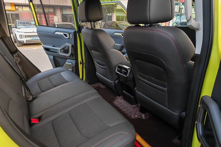 Used JETOUR Traveler 2023 1.5T Two-Wheel Drive Discovery PRO Interior 7