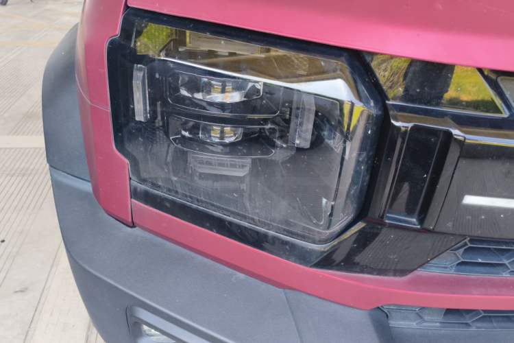 Used JETOUR Traveler 2023 1.5T Two-Wheel Drive Discovery PRO Right Front Headlight