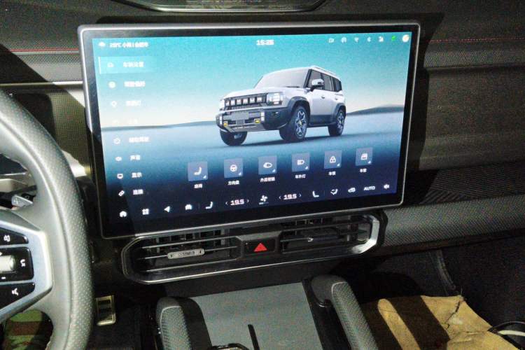 Used JETOUR Traveler 2023 2.0T All-Wheel Drive CrossPRO+ Audio And AC Panel