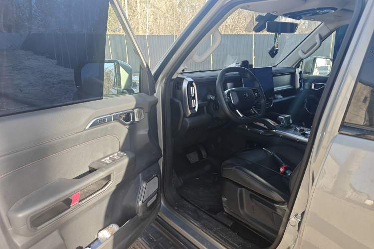 Used JETOUR Traveler 2023 1.5T Two-Wheel Drive Discovery PRO Driver Seat
