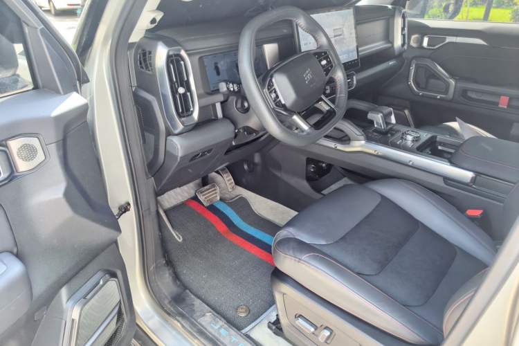 Used JETOUR Traveler 2023 2.0T All-Wheel-Drive CrossPRO Driver Seat