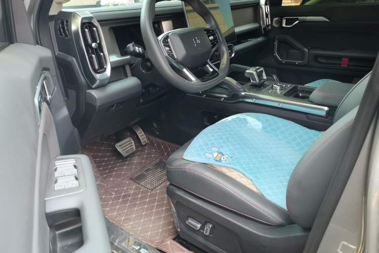 Used JETOUR Traveler 2023 2.0T Four-Wheel Drive Conqueror Driver Seat