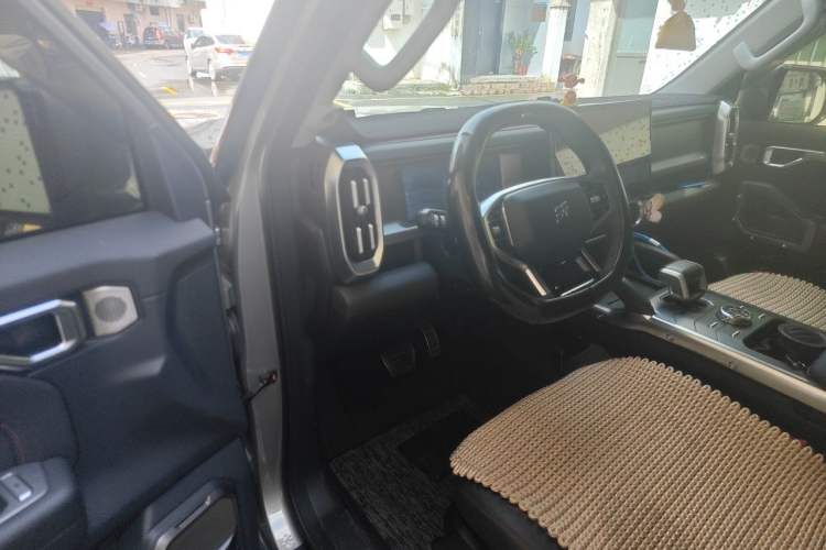 Used JETOUR Traveler 2023 2.0T All-Wheel-Drive CrossPRO Driver Seat