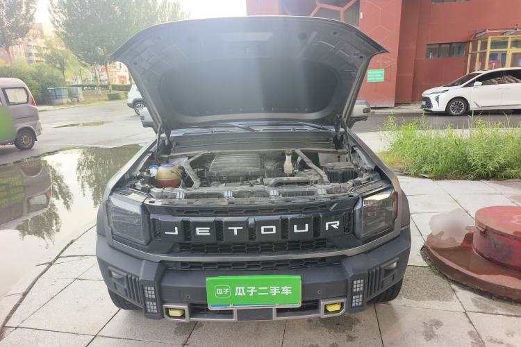 Used JETOUR Traveler 2023 2.0T All-Wheel-Drive CrossPRO Engine Bay