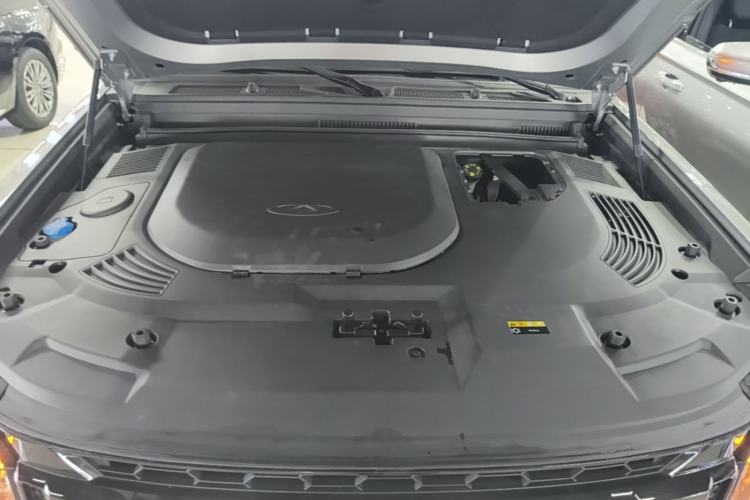 Used JETOUR Traveler 2023 1.5T Two-Wheel Drive Discovery PRO Engine Bay