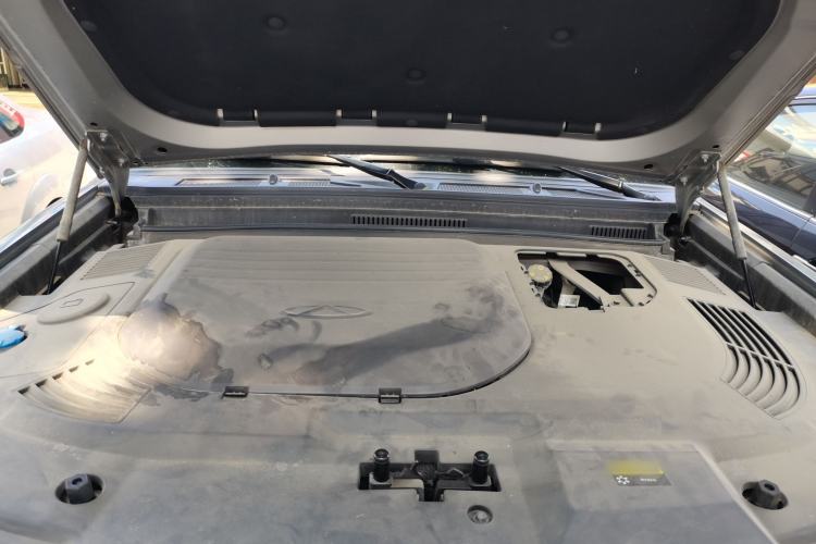 Used JETOUR Traveler 2023 2.0T Four-Wheel Drive Conqueror Engine Bay