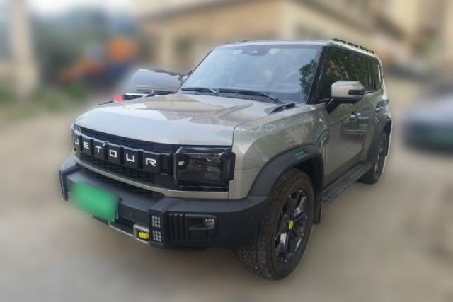 Used JETOUR Traveler 2023 2.0T All-Wheel Drive CrossPRO+