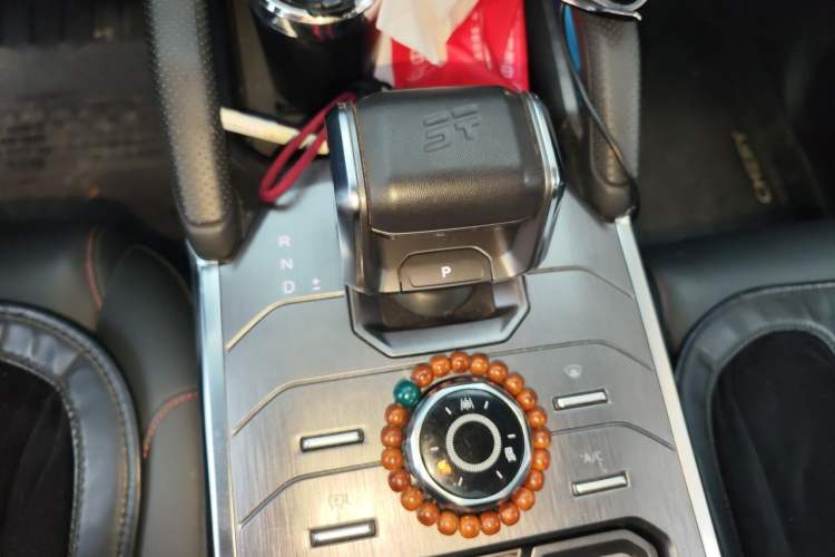 Used JETOUR Traveler 2023 1.5T Two-Wheel Drive Discovery PRO Gear Lever
