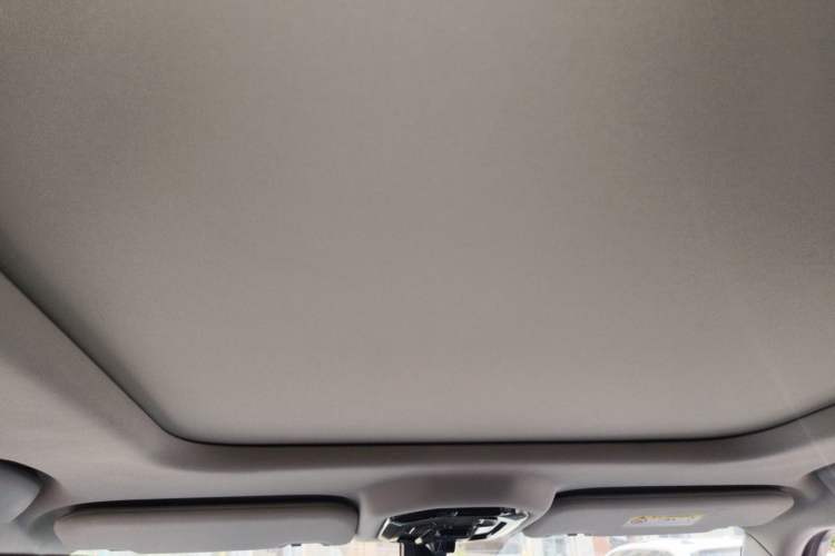 Used JETOUR Traveler 2023 1.5T Two-Wheel Drive Discovery PRO Headliner