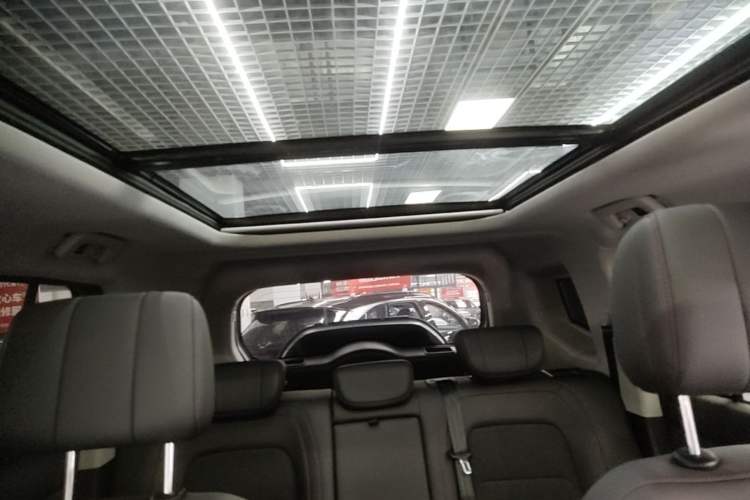 Used JETOUR Traveler 2023 1.5T Two-Wheel Drive Discovery PRO Headliner