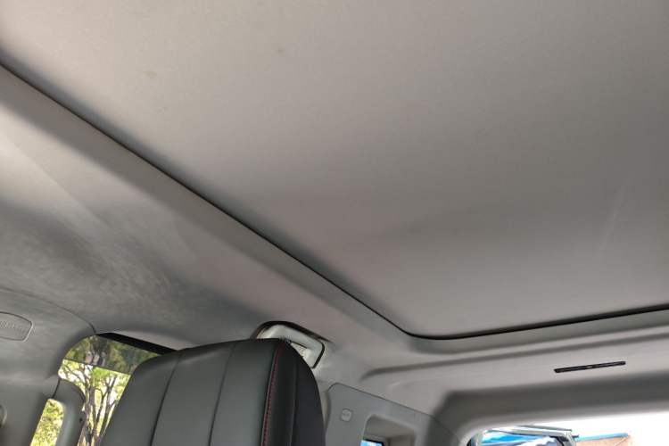 Used JETOUR Traveler 2023 2.0T All-Wheel-Drive CrossPRO Headliner