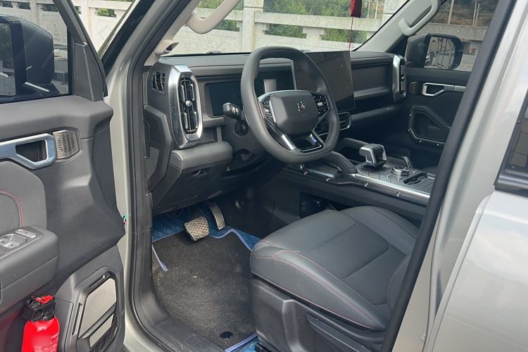 Used JETOUR Traveler 2023 1.5T Two-Wheel Drive Discovery PRO Interior 2