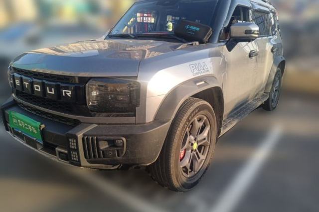 JETOUR Traveler 2023 2.0T All-Wheel-Drive CrossPRO usata