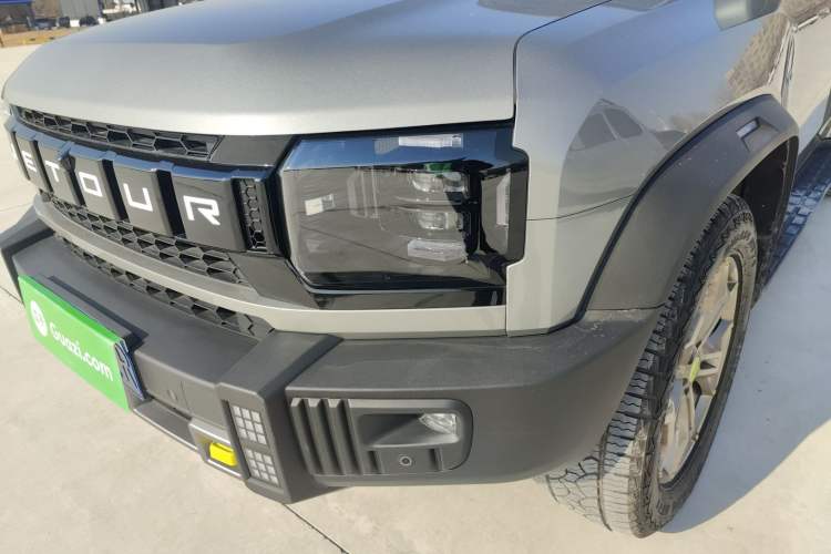 Used JETOUR Traveler 2023 2.0T Four-Wheel Drive Conqueror Left Front Headlight