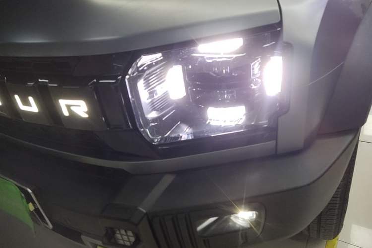 Used JETOUR Traveler 2023 1.5T Two-Wheel Drive Discovery PRO Left Front Headlight