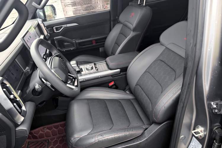 Used JETOUR Traveler 2023 2.0T All-Wheel Drive CrossPRO+ Left Front Seat
