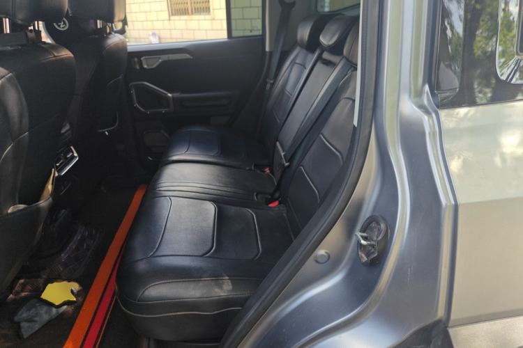 Used JETOUR Traveler 2023 2.0T Four-Wheel Drive Conqueror Left Rear Seat