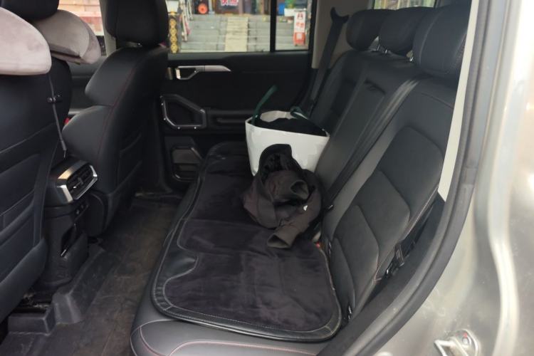 Used JETOUR Traveler 2023 1.5T Two-Wheel Drive Discovery PRO Left Rear Seat