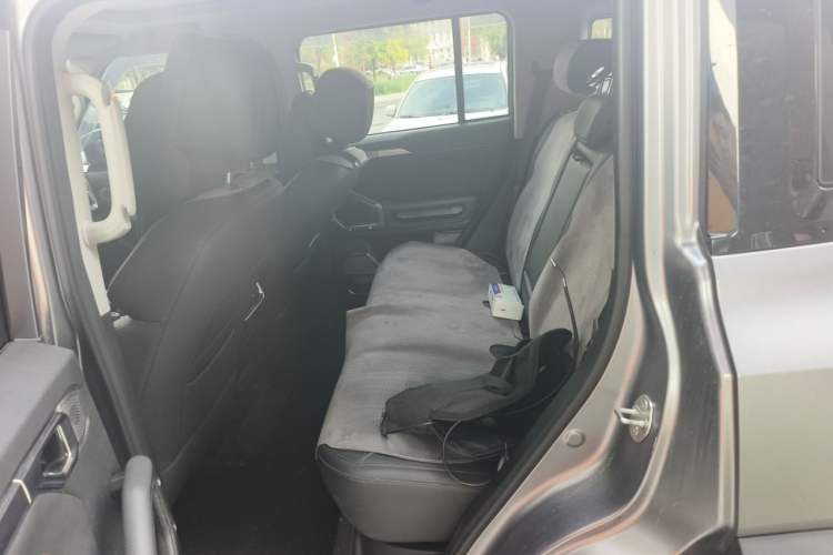 Used JETOUR Traveler 2023 2.0T All-Wheel-Drive CrossPRO Left Rear Seat