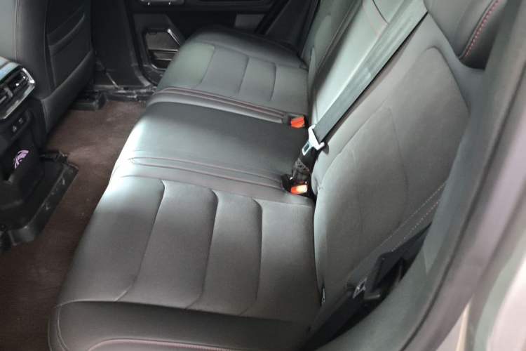 Used JETOUR Traveler 2023 2.0T All-Wheel Drive CrossPRO+ Left Rear Seat