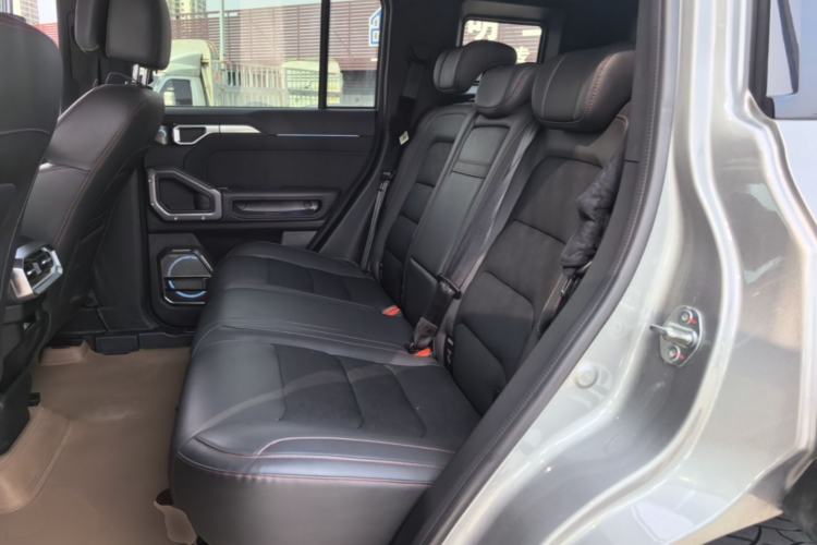 Used JETOUR Traveler 2023 2.0T All-Wheel-Drive CrossPRO Left Rear Seat