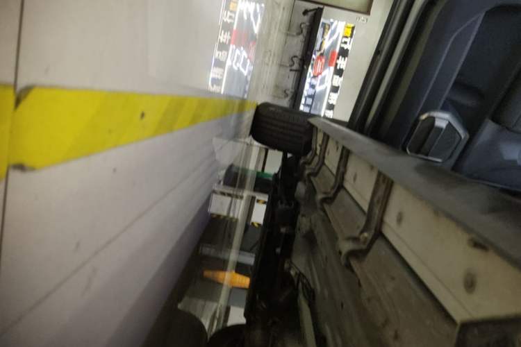 Used JETOUR Traveler 2023 1.5T Two-Wheel Drive Discovery PRO Left Side Sill