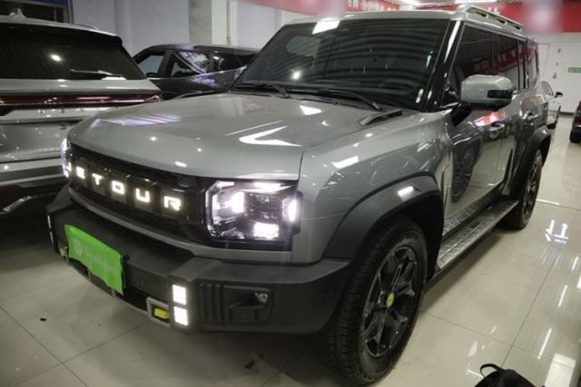 Used JETOUR Traveler 2023 2.0T All-Wheel Drive CrossPRO+