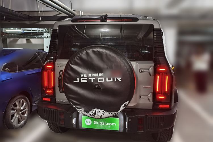 Used JETOUR Traveler 2023 2.0T Four-Wheel Drive Conqueror Rear
