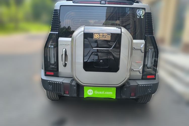 Used JETOUR Traveler 2023 2.0T All-Wheel-Drive Crosser Rear