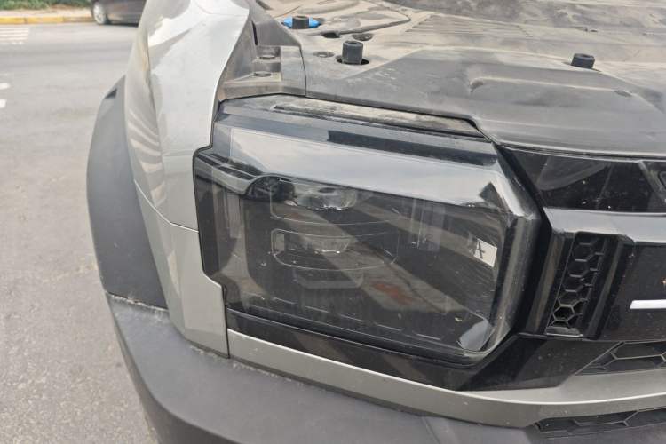 Used JETOUR Traveler 2023 1.5T Two-Wheel Drive Discovery PRO Right Front Headlight