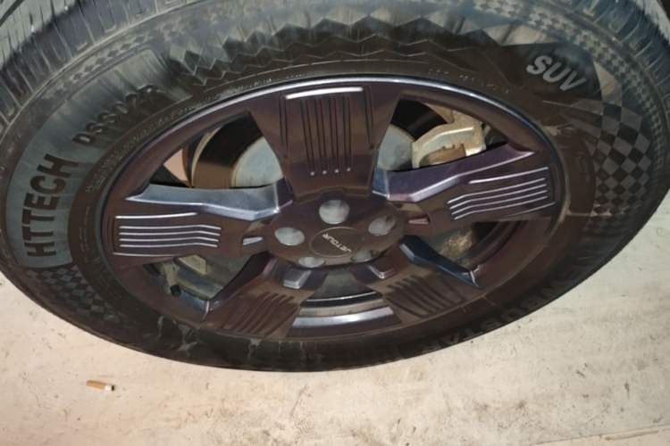 Used JETOUR Traveler 2023 1.5T Two-Wheel Drive Discovery PRO Right Rear Wheel Hub