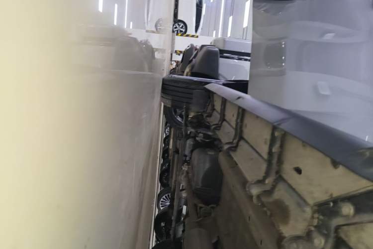 Used JETOUR Traveler 2023 1.5T Two-Wheel Drive Discovery PRO Right Side Sill
