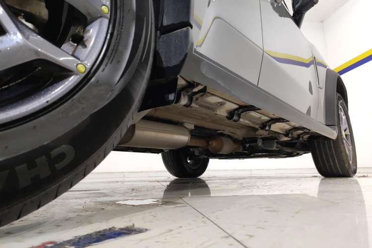 Used JETOUR Traveler 2023 2.0T All-Wheel-Drive CrossPRO Right Side Sill