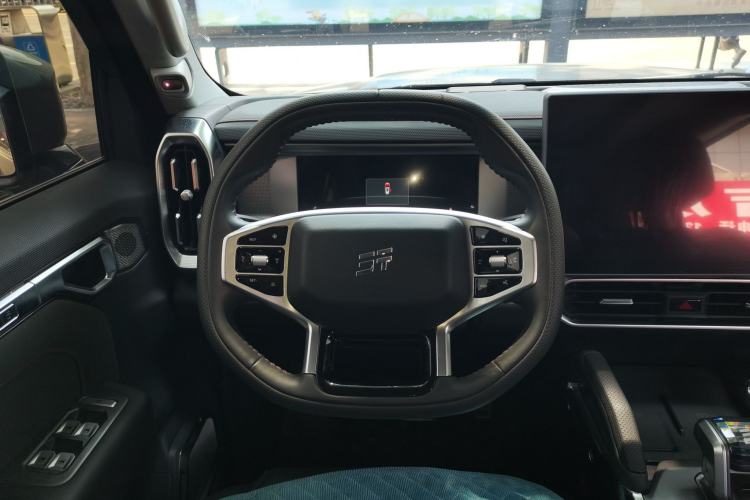 Used JETOUR Traveler 2023 2.0T Four-Wheel Drive Conqueror Steering Wheel
