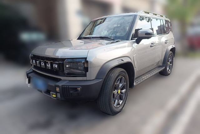 Używany JETOUR Traveler 2023 2.0T All-Wheel-Drive CrossPRO