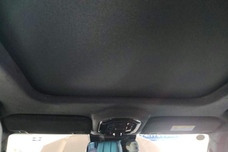 Used JETOUR Traveler 2023 2.0T All-Wheel Drive CrossPRO+ Headliner