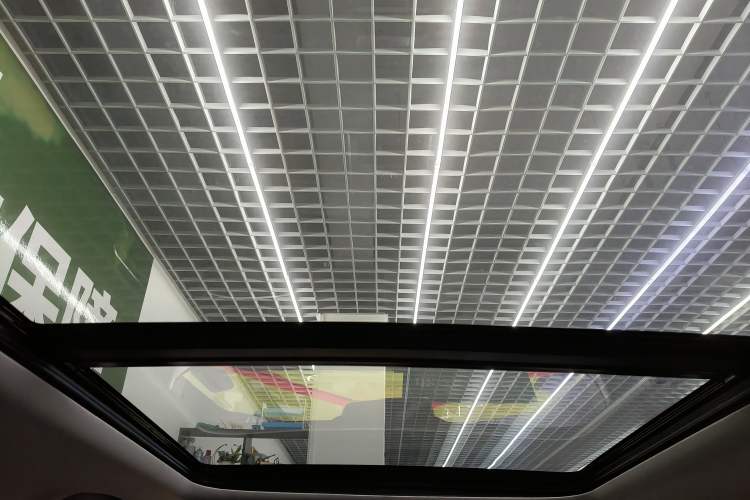 Used JETOUR Traveler 2023 2.0T All-Wheel-Drive CrossPRO Headliner