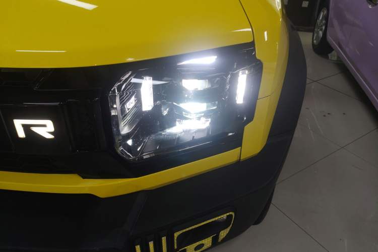 Used JETOUR Traveler 2023 1.5T Two-Wheel Drive Discovery PRO Left Front Headlight
