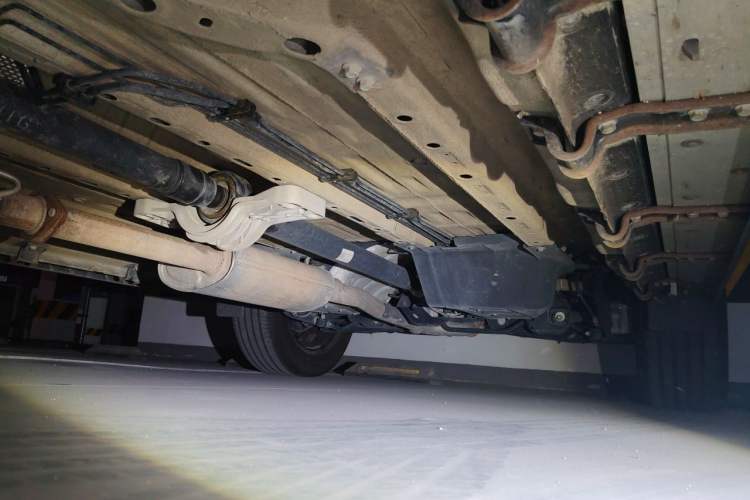 Used JETOUR Traveler 2024 2.0T All-Wheel-Drive CrossPRO Entertainment Edition Chassis Front Left