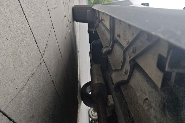 Used JETOUR Traveler 2024 2.0T All-Wheel-Drive CrossPRO+ Entertainment Edition Chassis Front Right