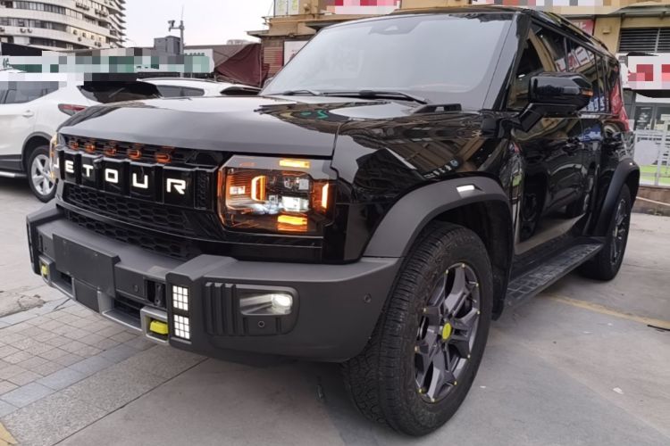 JETOUR Traveler 2023 2.0T All-Wheel Drive CrossPRO+