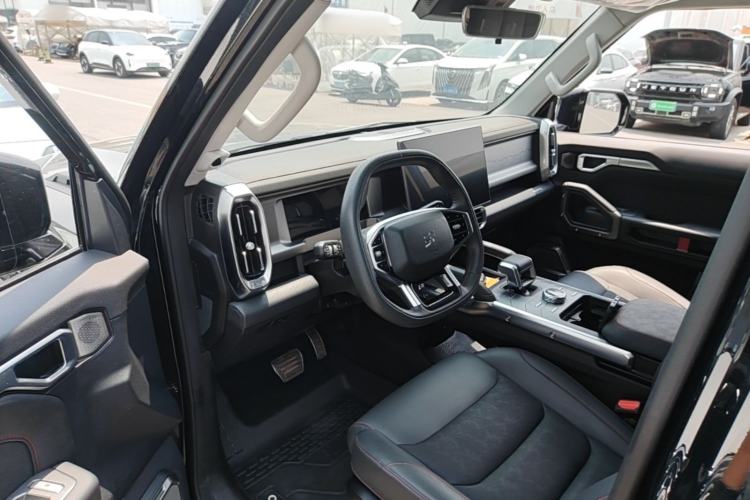 Used JETOUR Traveler 2024 2.0T All-Wheel-Drive CrossPRO Entertainment Edition Driver Seat