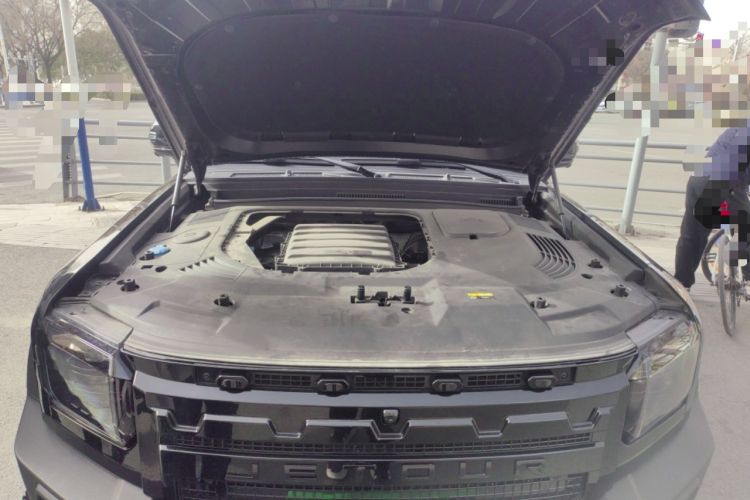 Used JETOUR Traveler 2024 2.0T All-Wheel-Drive CrossPRO Entertainment Edition Engine Bay