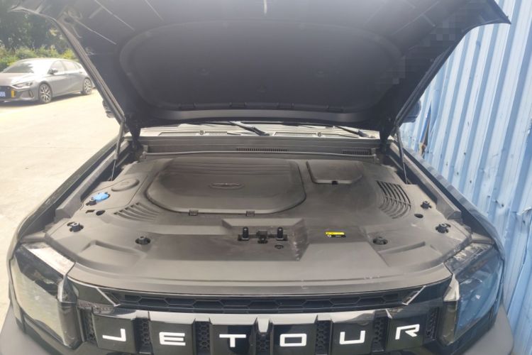 Used JETOUR Traveler 2024 2.0T All-Wheel-Drive CrossPRO+ Entertainment Edition Engine Bay
